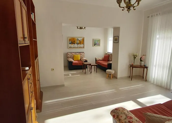 Sleeping Chest Apartment Tirana